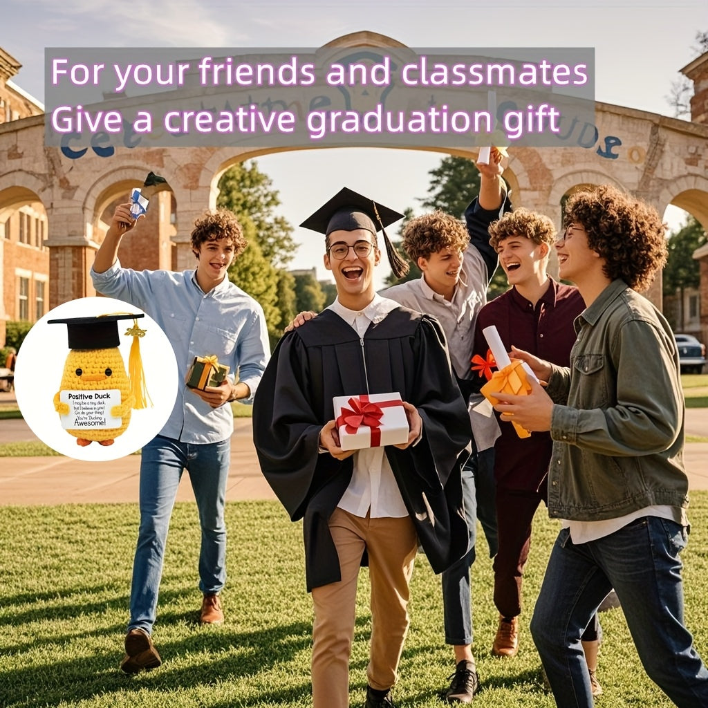 2025 Cadeau de Dipl?mation - Canard Mignon avec Toque et Carte, Pr¨¦sent Unique Tiss¨¦ ¨¤ la Main Parfait pour les ¨¦tudiantes Universitaires, Id¨¦al pour les F¨ºtes de Remise des Dipl?mes