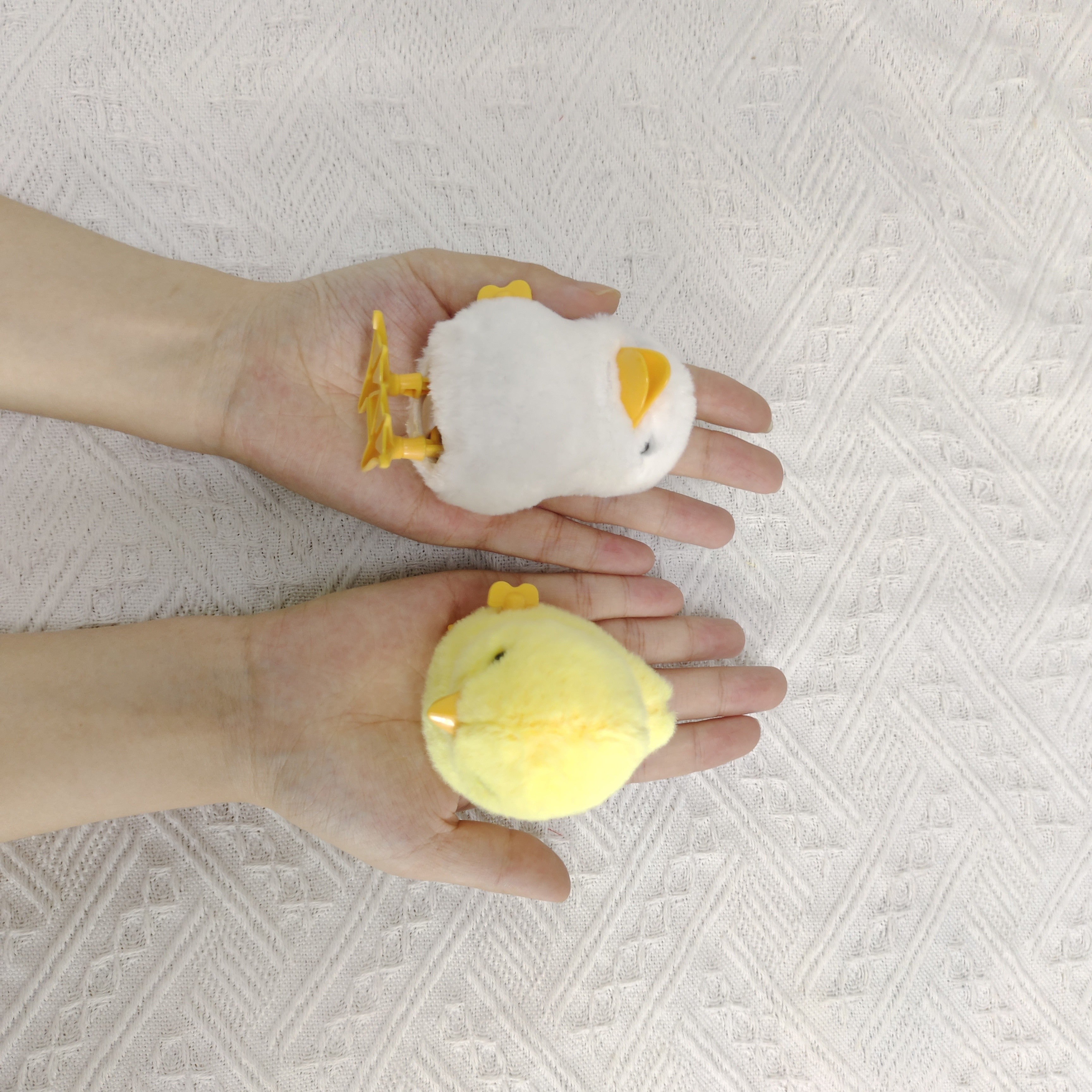 Jouet de Poulet\u002FCanard Sautant, Jouet Interactif en Peluche Simul¨¦e Canard Sautant, Petit Animal, Cadeau d'Anniversaire