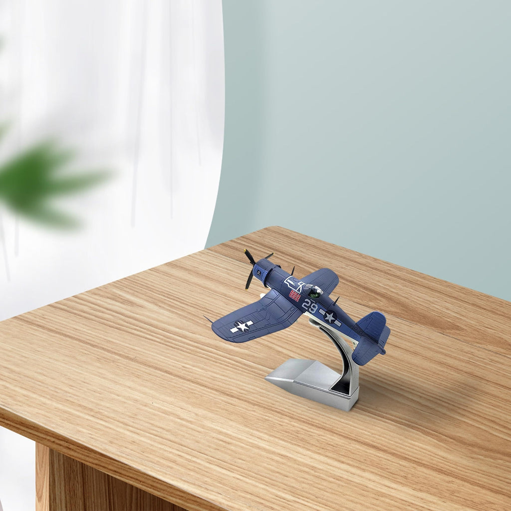 Collection de Cadeaux D'affichage Militaire : Mod¨¨les D'avions Moul¨¦s Sous Pression de Chasseurs Bas¨¦s Sur Des Navires Et Des Terres ¨¤ L'¨¦chelle 1\u002F72, Cadeaux de No?l, D'Halloween Et de Thanksgiving