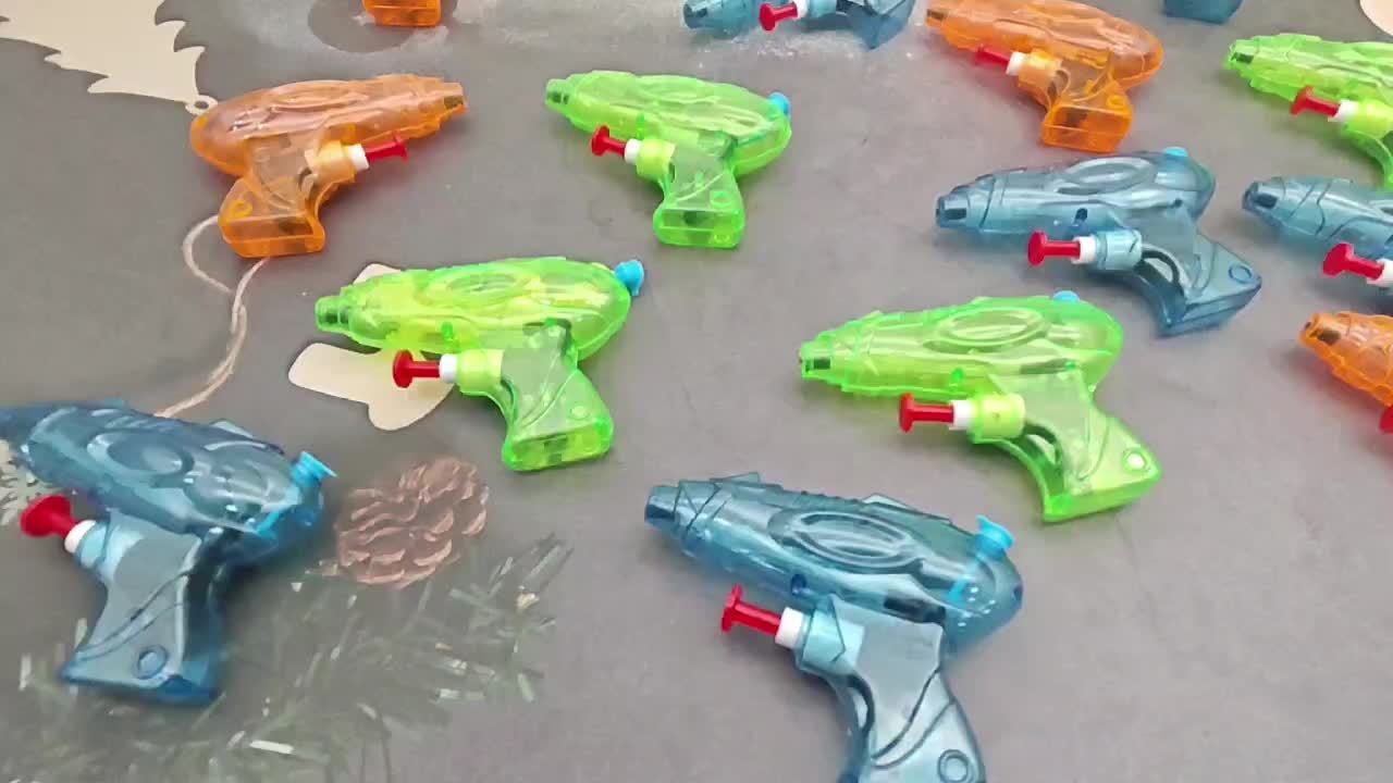 Pistolets ¨¤ eau 10\u002F20\u002F30 pi¨¨ces - Jouets manuels en plastique color¨¦ pour jeux ext¨¦rieurs, plage, piscine, f¨ºtes d'¨¦t¨¦, r¨¦compenses en classe et petits cadeaux - Lot de faveurs de f¨ºte (styles al¨¦atoires)